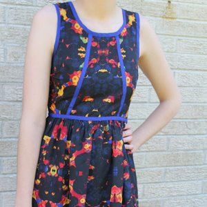 Kensie black & blue floral dress w/ trim size XS